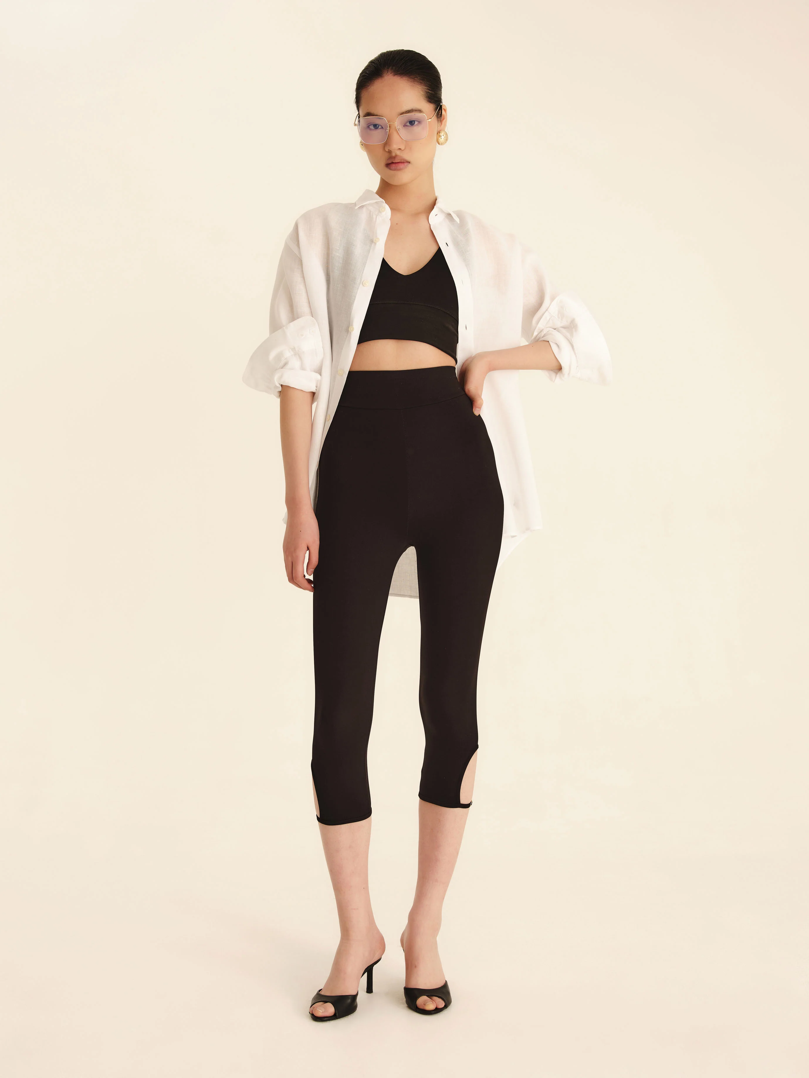 Rosa Capri Leggings - Jet Black - Image 4